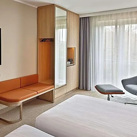 Hotel Courtyard By Marriott 4*