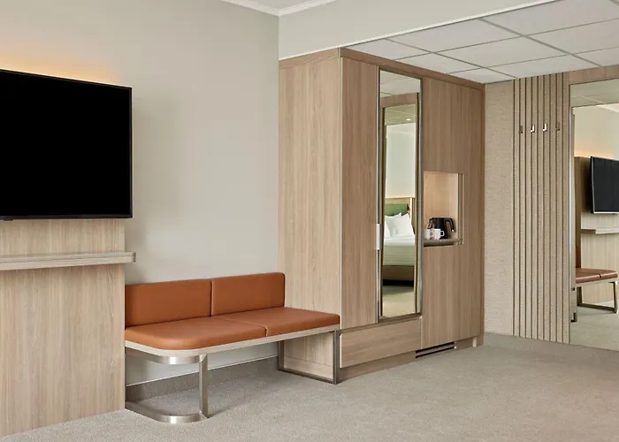 Courtyard By Marriott 4*